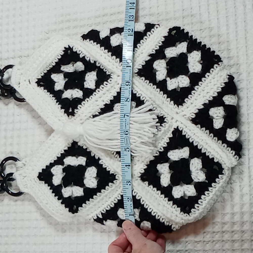 Hand Crafted Blk/Wht Crochet Granny Square Handbag With Beaded Handle & Tassel - Picture 5 of 8